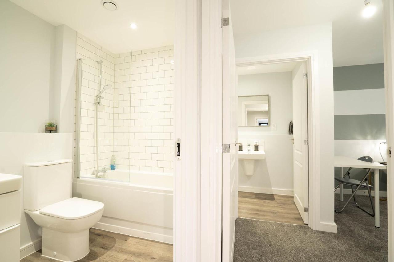 Deluxe Stay - Skyline Vistas & Top Amenities Birmingham Extérieur photo